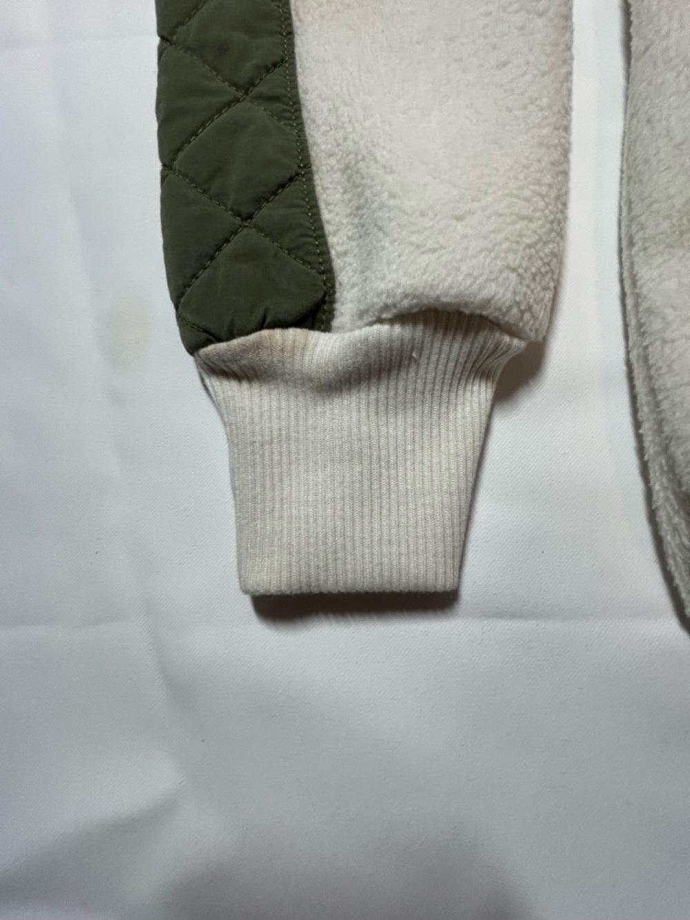Abercrombie & Fitch Cream Sherpa Fleece with Olive Trim - Picture 4 of 15